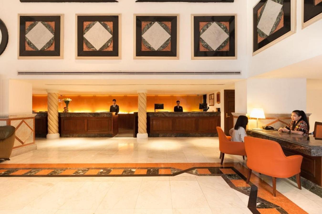 بانكوك Rembrandt Hotel And Suites Sha Plus Certified المظهر الخارجي الصورة