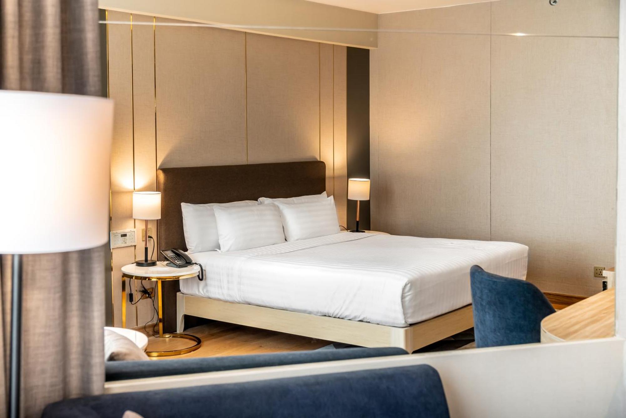 Rembrandt Hotel بانكوك المظهر الخارجي الصورة